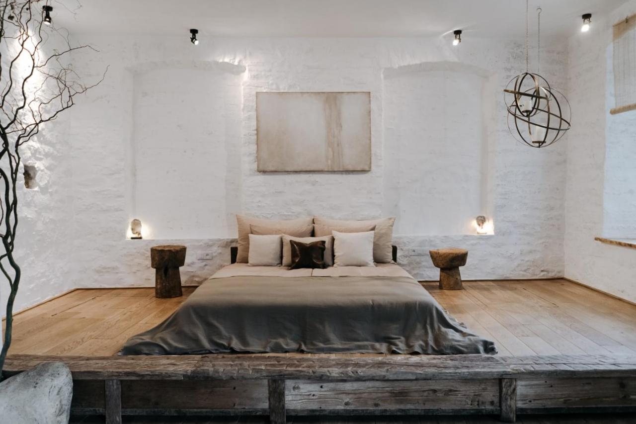 N O C T U R N E Apartment Kamianets-Podilskyi Luaran gambar