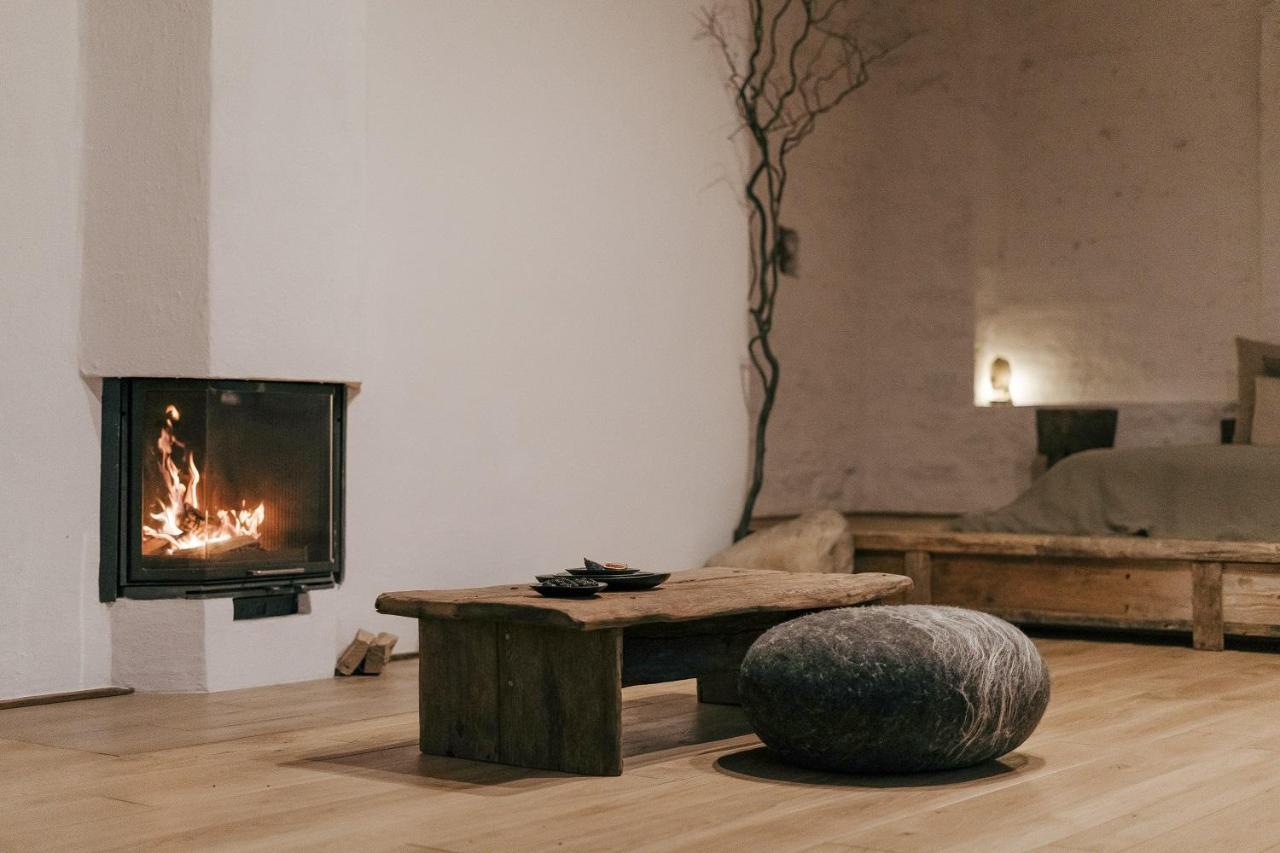 N O C T U R N E Apartment Kamianets-Podilskyi Luaran gambar