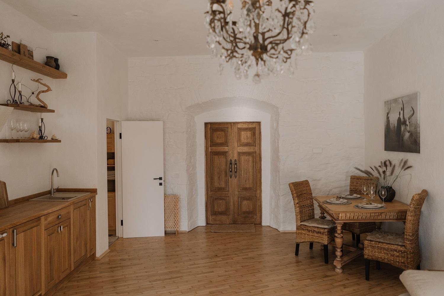 N O C T U R N E Apartment Kamianets-Podilskyi Luaran gambar