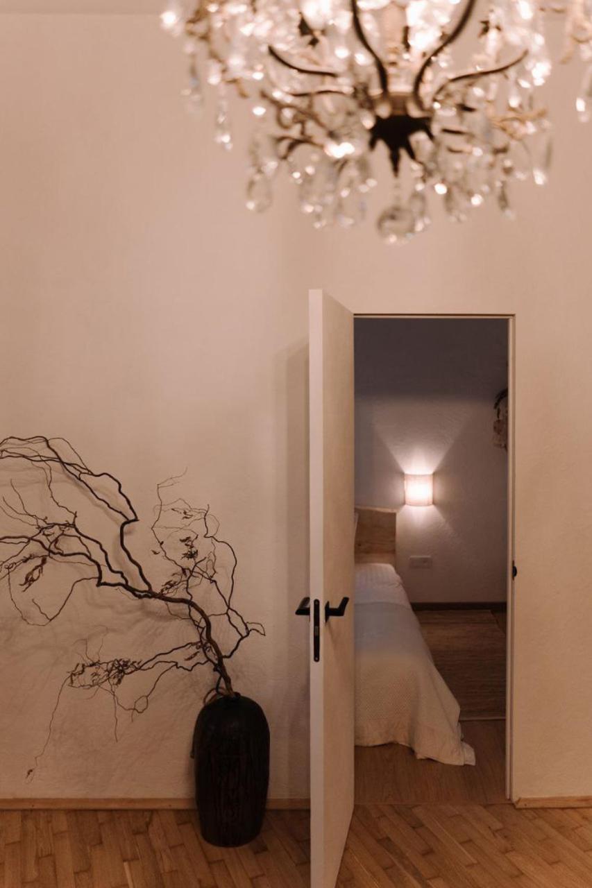 N O C T U R N E Apartment Kamianets-Podilskyi Luaran gambar